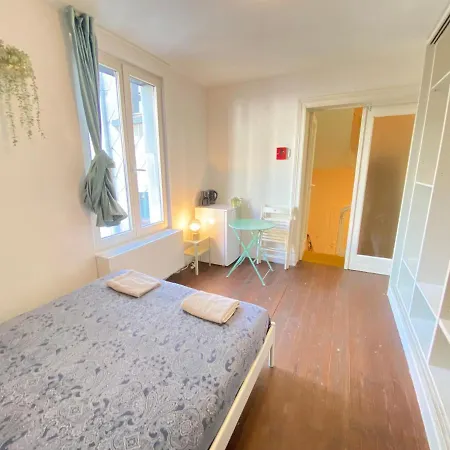 Charming National Street Room In The Heart Of Antuérpia Exterior foto