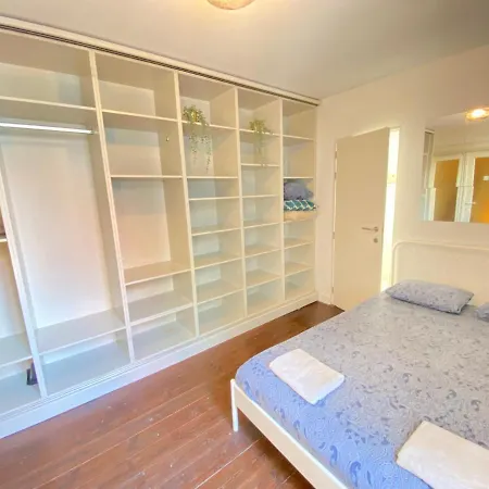 Charming National Street Room In The Heart Of Antuérpia Exterior foto