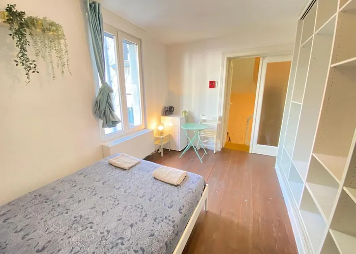Charming National Street Room In The Heart Of Antwerp